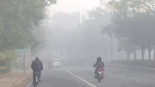 India: Flights, trains affected in Delhi due to dense fog; IMD predicts colder days ahead