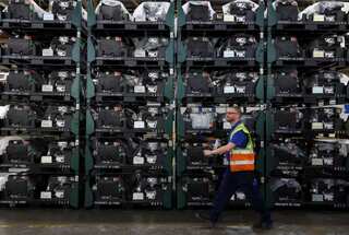 UK government opens review of EV targets following industry pressure