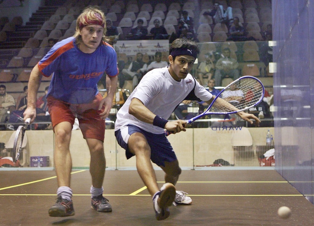 GHOSAL: UNE DISTANCE SOCIALE IMPOSSIBLE PENDANT UN MATCH SQUASH