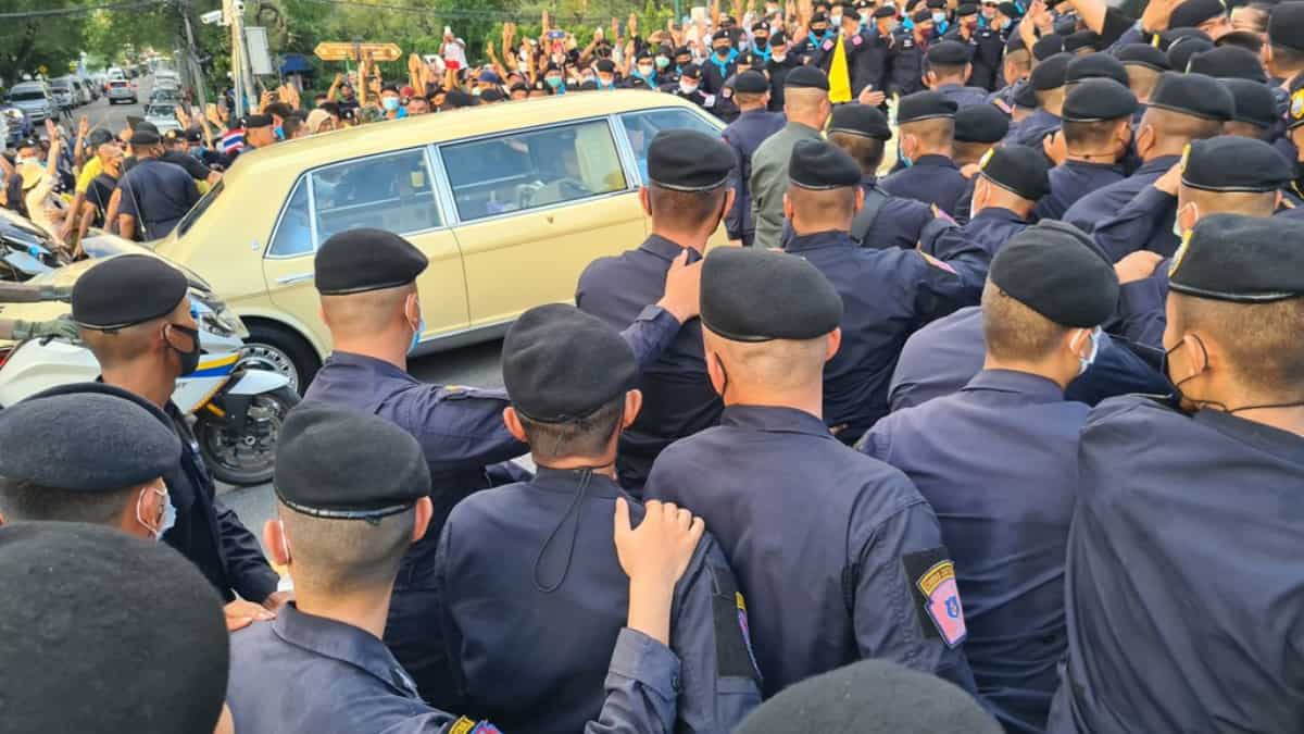 Video footage and images of the October 2020 incident showed authorities pushing activists away from the convoy. 