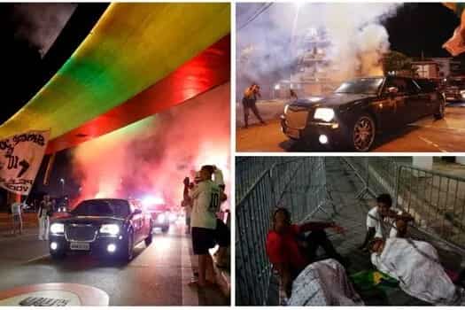 Pele's coffin arrives at Vila Belmiro