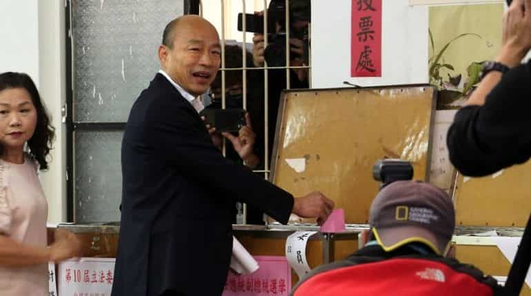 Han Kuo-Yu, presidential candidate for Taiwan, casts his ballot as he votes at Linyuan District in Kaohsiung