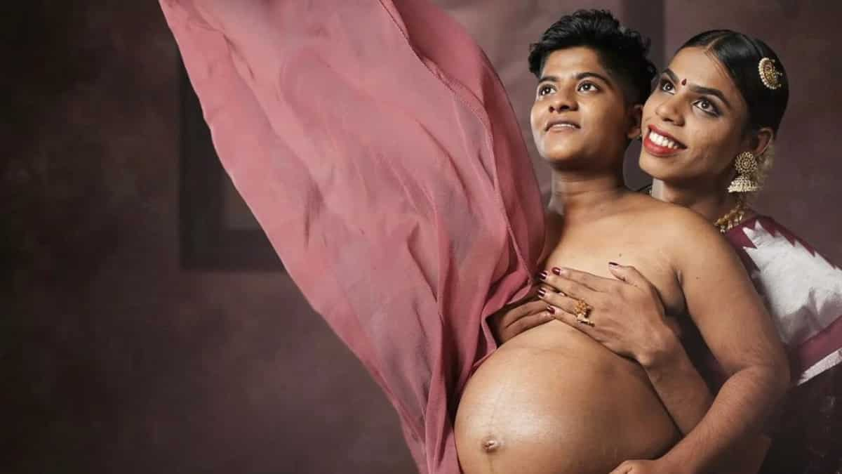 BTS video of Kerala trans couple from their maternity shoot. Watch - India  Today