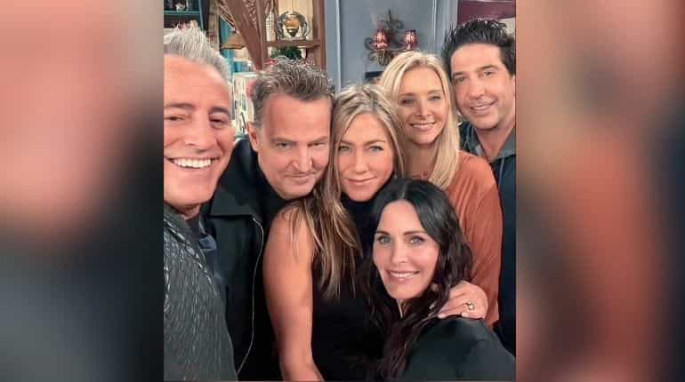 Friends Reunion Trailer Is Out And It Will Fill Your Heart With Nostalgia Entertainment News Wionews Com