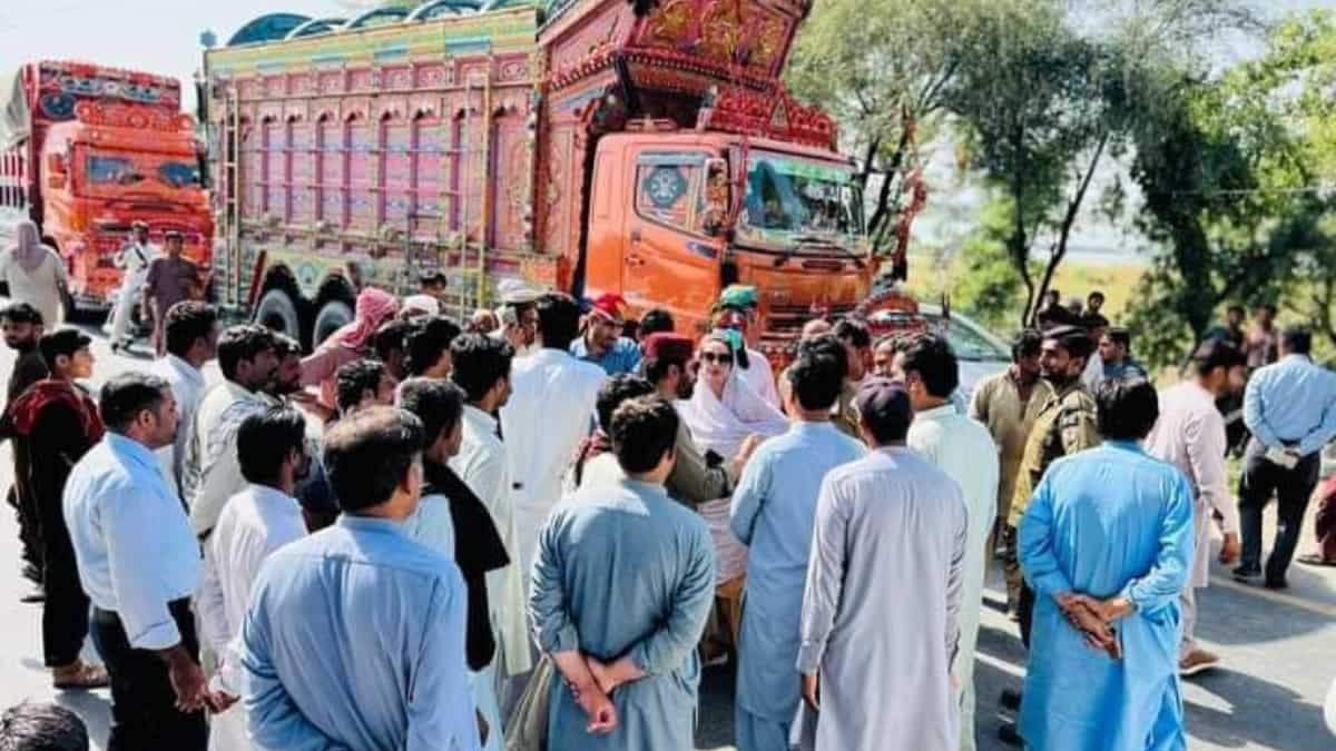 PTI workers