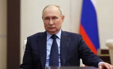 Putin ready to meet Trump 'anytime' to talk Ukraine deal
