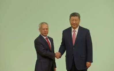 Chinese leader Xi administers oath to new Macau leader Sam Hou-fai
