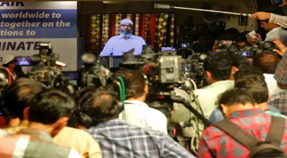 Zakir Naik Finds Refuge In Malaysia As Politicised Islam Grows World News Wionews Com
