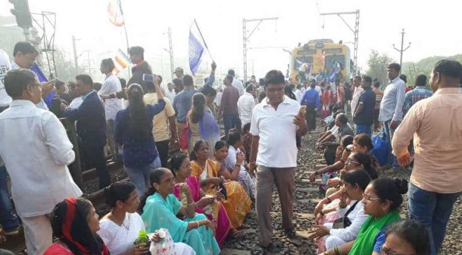 Live: Maharashtra bandh today; Dalit protesters block roads, occupy railway tracks, stop metros