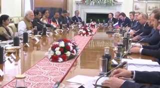 Live blog: Putin, PM Modi address Investor Summit