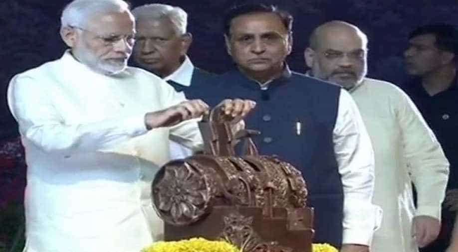 Statue of Unity unveiling live: Amazed when some people dare to see this from a political view and criticise us, says Modi