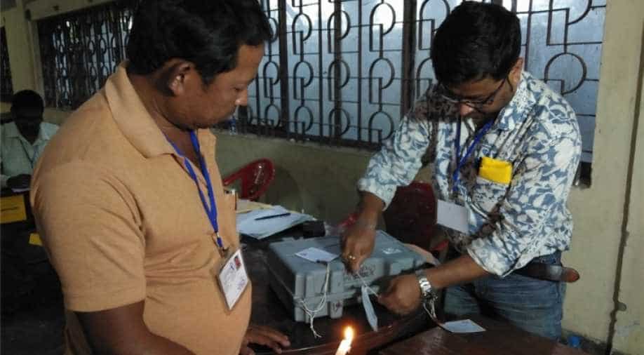 Lok Sabha polls 2019: Voting largely peaceful barring few incidents, says EC Lok Sabha polls 2019: Voting largely peaceful barring few incidents, says EC