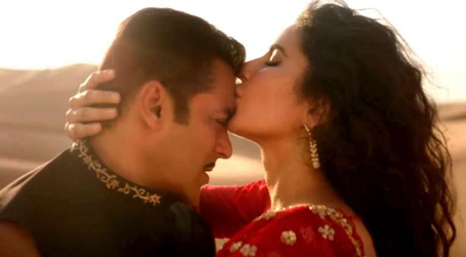 Bharat Salman Khan Katrina Kaif S Old School Romance In New Song Chashni Entertainment News Wionews Com Salman khan and katrina kaif unveiled a song from their latest film together ek tha tiger. bharat salman khan katrina kaif s old