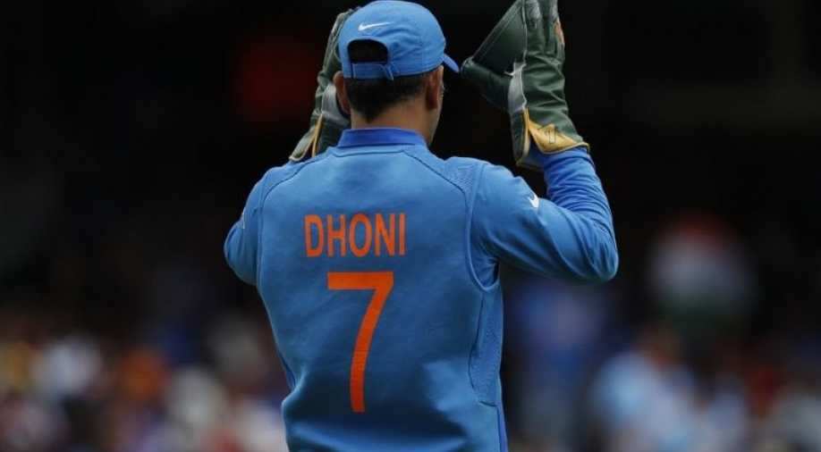 World Cup MS Dhoni removes dagger logo from keeping gloves, Sports