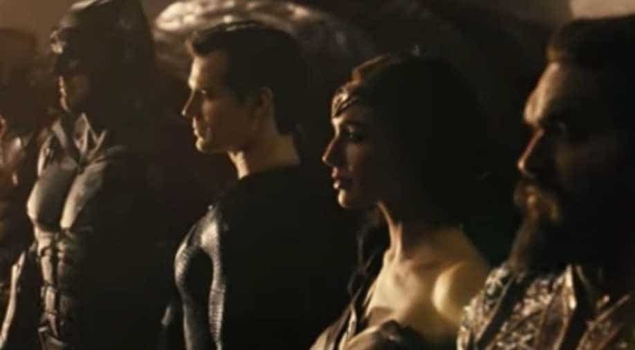 Zack Snyders Justice League Director To Breakdown Snyderverse Trailer Entertainment News Wionews Com