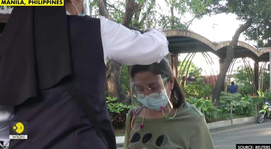 Face-shielded Filipino Catholics observe Ash Wednesday in Manila, Edge News | wionews.com
