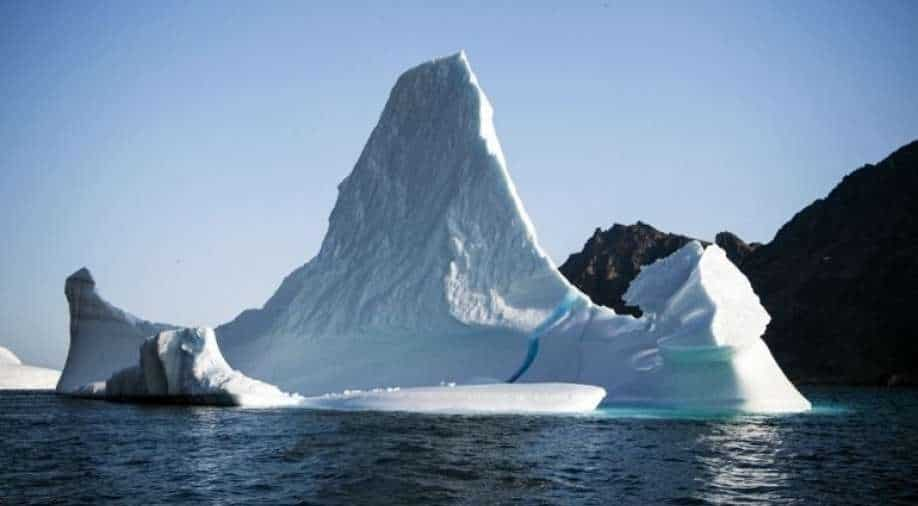 iceberg breaks off