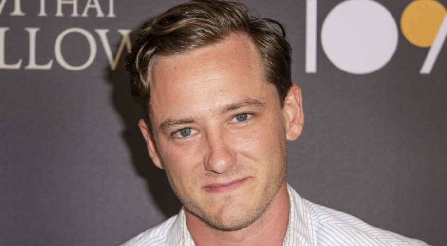 Lewis Pullman to headline Stephen King adaptation 'Salem's lot' Entertainment News Lewis Pullman to headline Stephen King adaptation 'Salem's lot' Entertainment News