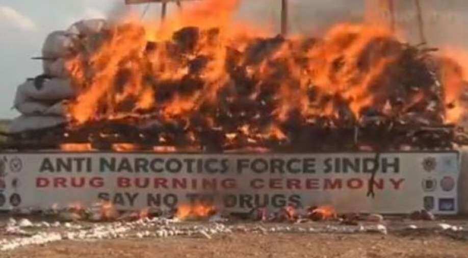 Watch: In crackdown, Pakistan sets ablaze huge quantity of illicit drugs, liquor - Vimarsana News