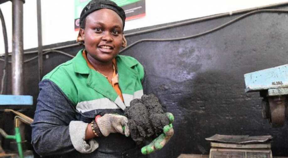 'Trash has value': Kenyan inventor turns plastic into bricks - Vimarsana News