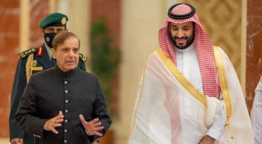 Pak PM hits 'jackpot' in maiden visit, secures $8bn package from Saudi Arabia for ailing economy, says report - Vimarsana News