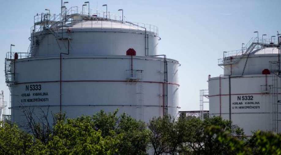 Bank agrees to process Russian oil transit payment to central Europe, say sources - Vimarsana News