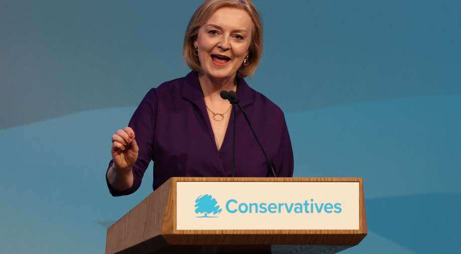 Live updates | Liz Truss becomes new UK PM after beating Rishi Sunak