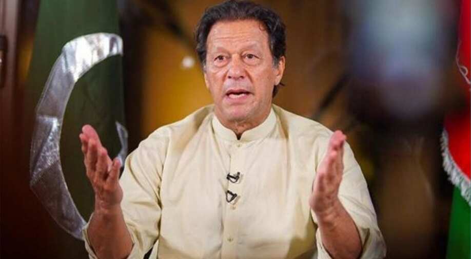 Pakistan ex-PM Imran Khan claims propaganda cell 'feeding journalists' against him - Vimarsana News
