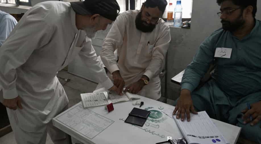 Pakistan’s apex court orders EC to hold elections in Punjab, Khyber ...