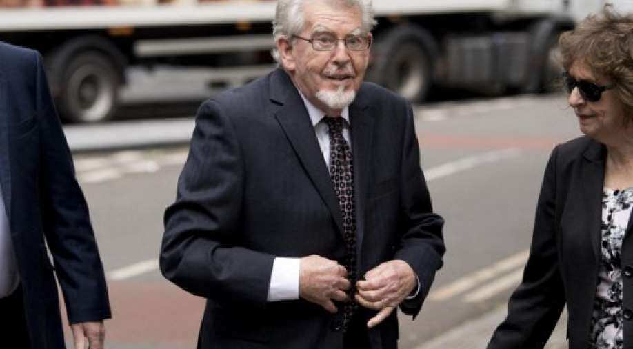 Disgraced entertainer Rolf Harris dead at 93 - Entertainment News