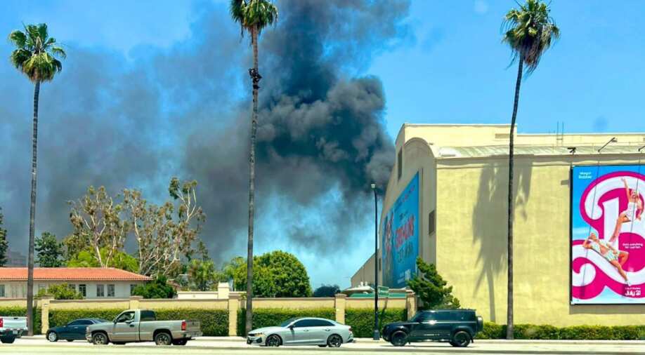 Fire at Warner Bros Studio lot in Burbank successfully extinguished; No