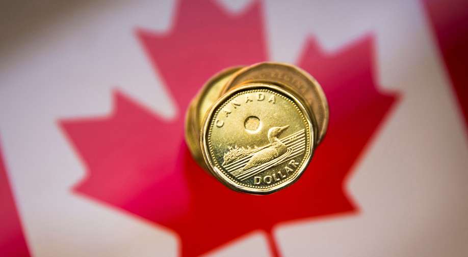 Canada takes action to prevent recession amid global financial crisis