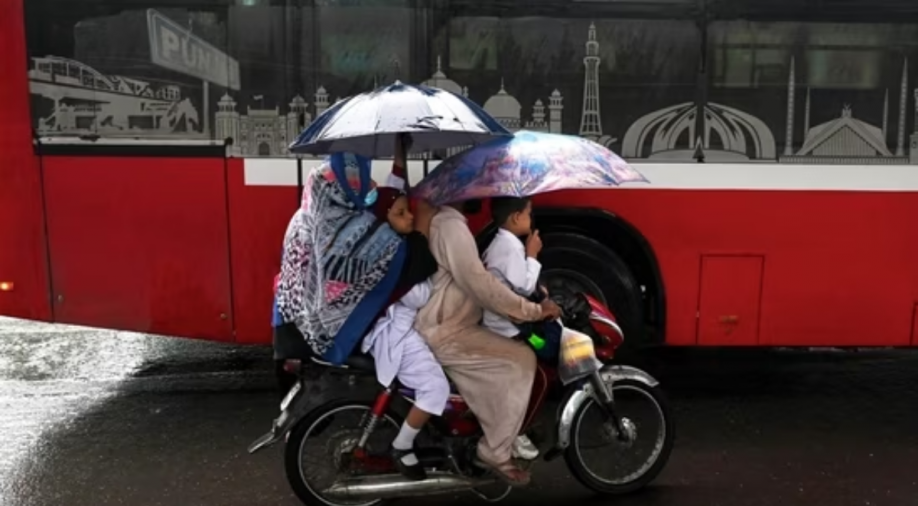 UAE 'gifts' bankruptcy-hit Pakistan artificial rain