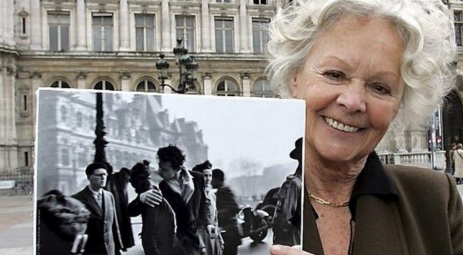 Francoise Bornet, young woman in Robert Doisneau’s Paris kiss photograph dies at 93